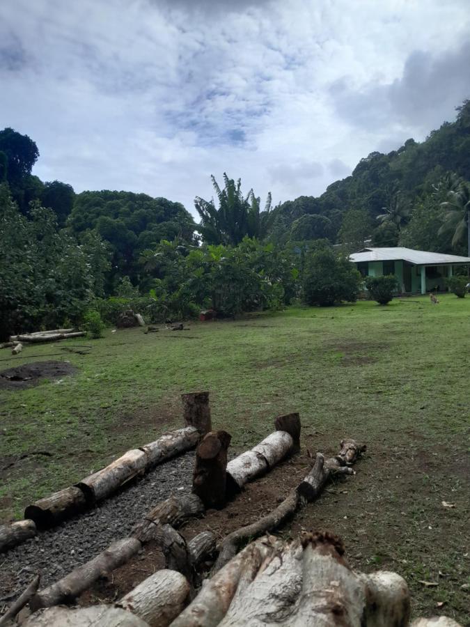 Ravehei Smile Relais 2 Moorea Afareaitu Exterior foto